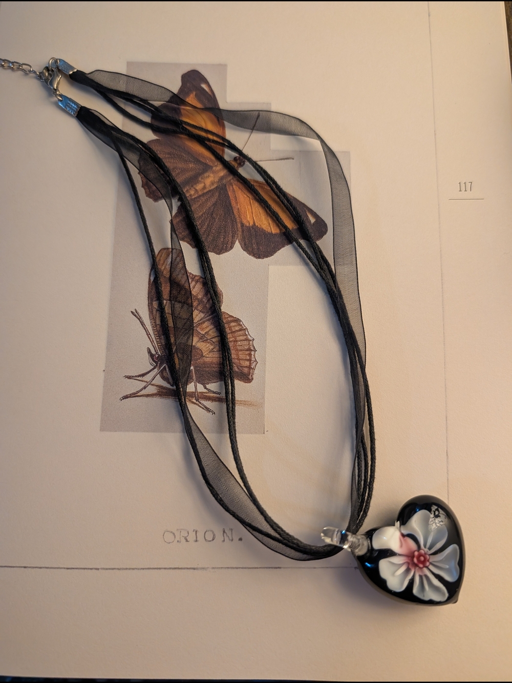 Black Floral Glass Heart Pendant Necklace - Picture 1 of 8